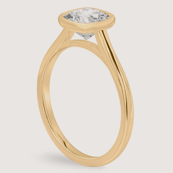 Yellow Gold view 2