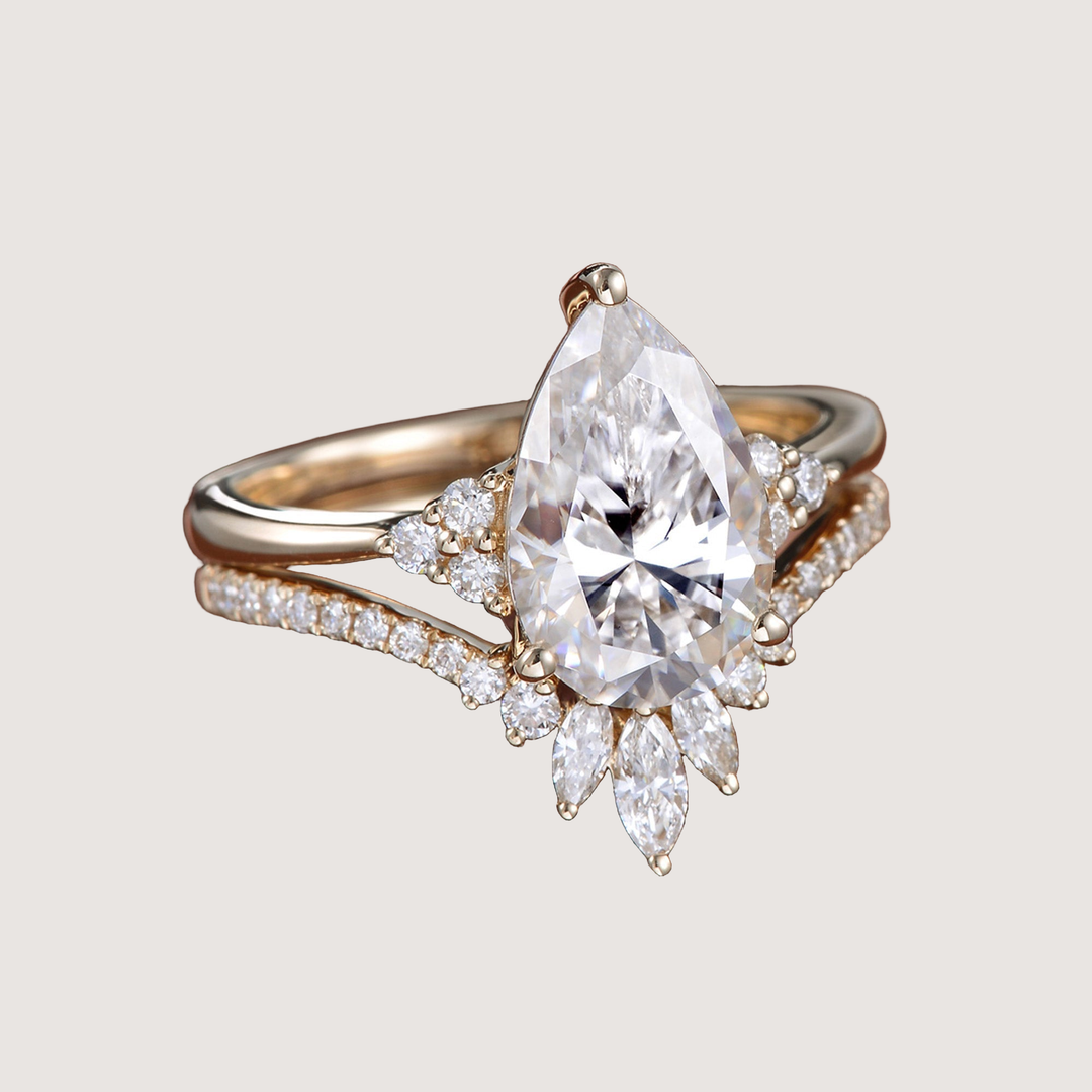 Pear Moissanite Engagement Ring Set 2pcs - Lydia