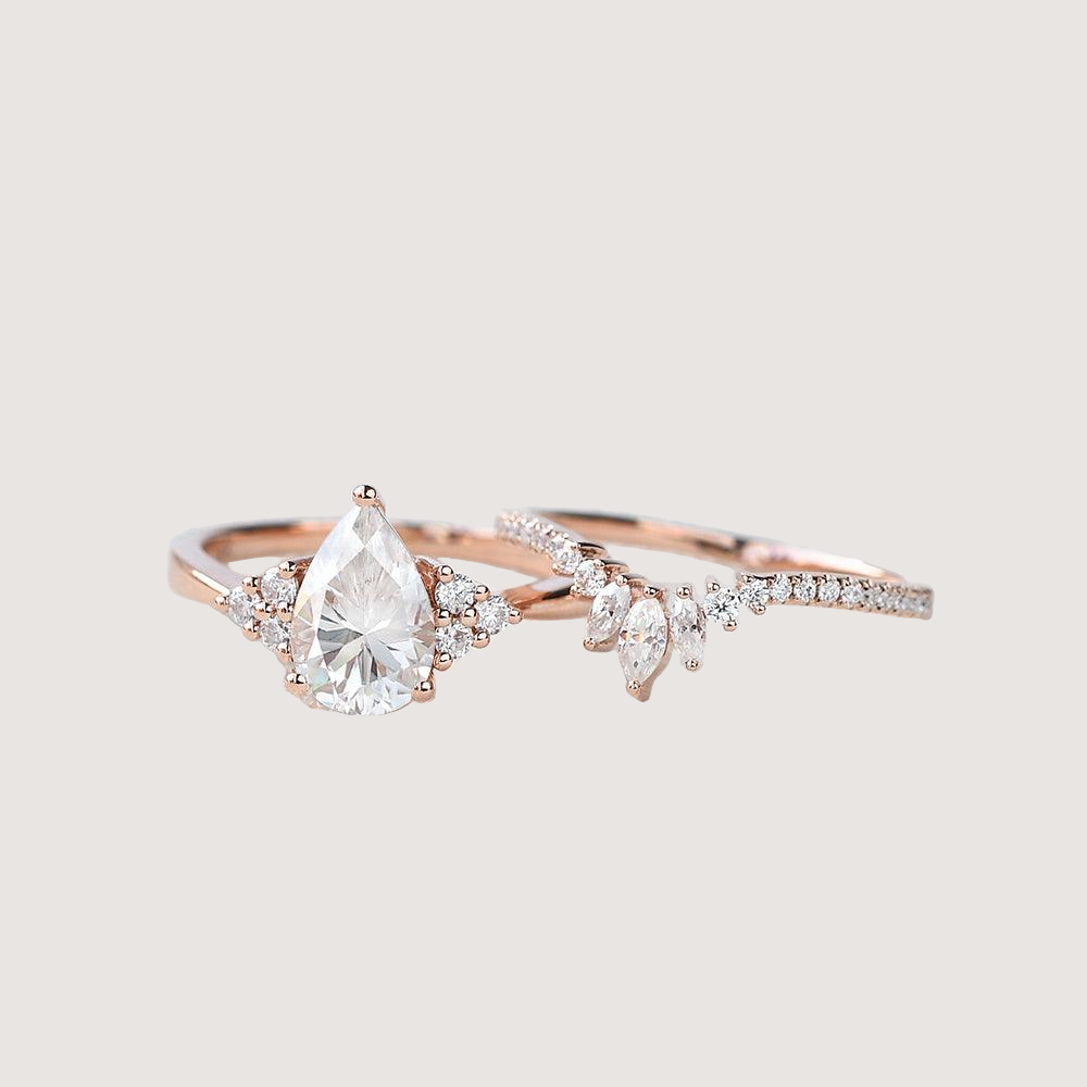 Pear Moissanite Engagement Ring Set 2pcs - Lydia