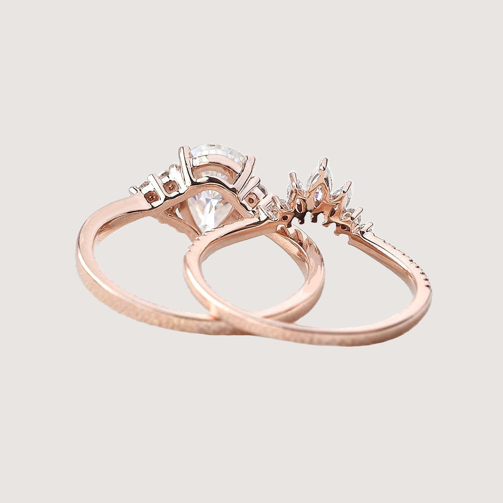 Pear Moissanite Engagement Ring Set 2pcs - Lydia