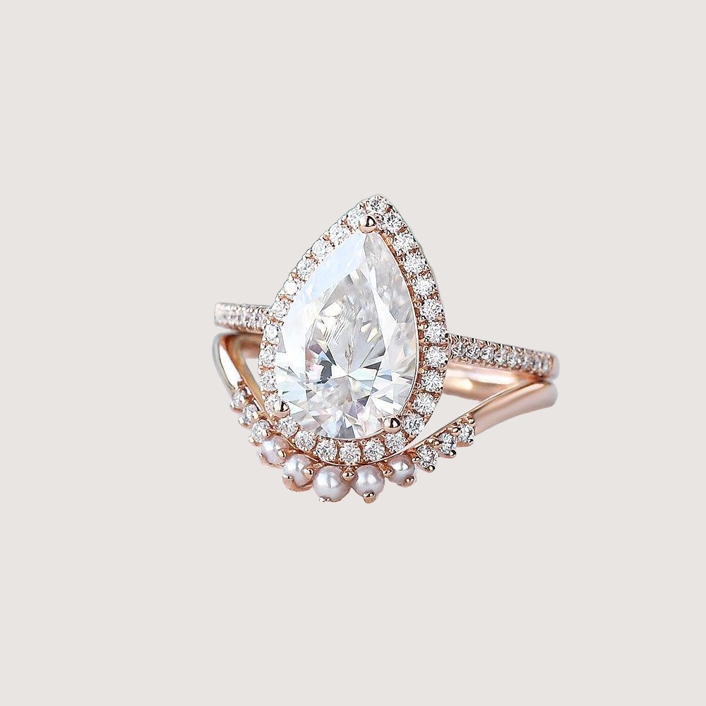 4.0ct Pear Moissanite &amp; Pearl Classic Halo Ring Set 2pcs - Verena