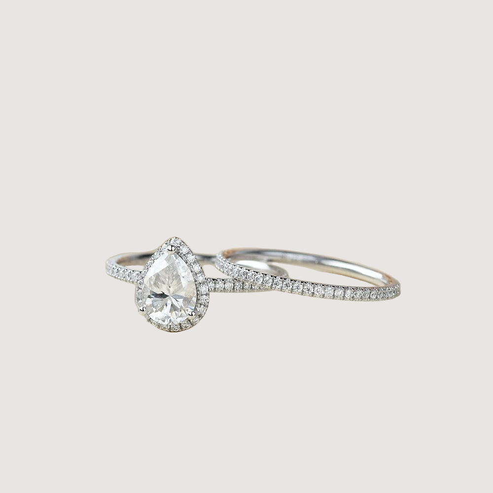1.5ct Pear Moissanite Classic Halo Ring Set 2pcs