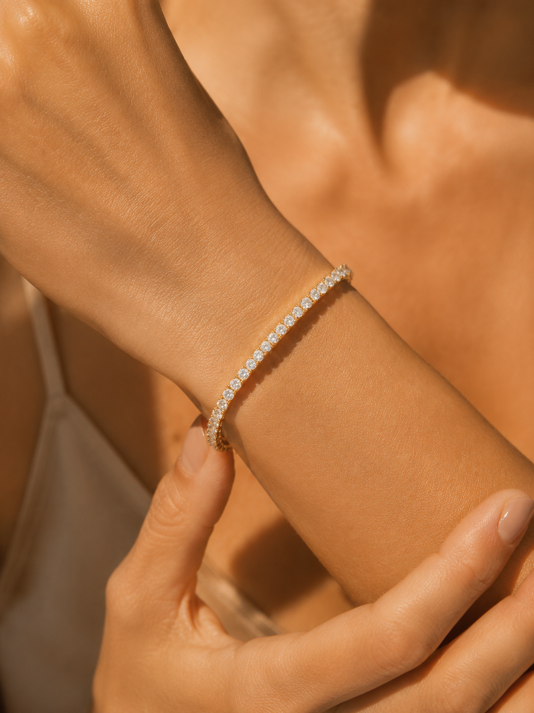 Gold diamond bracelet